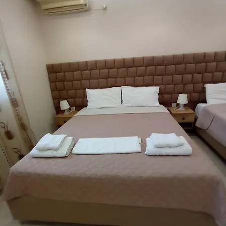 Achilles Apartment