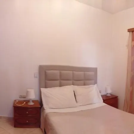 Achilles Sarandë